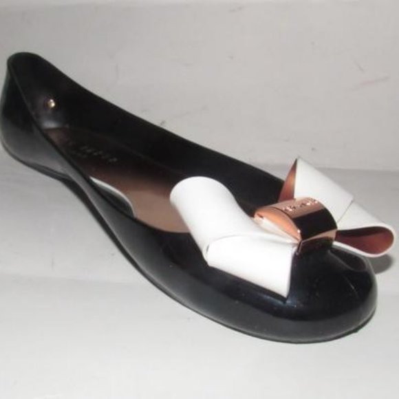 Ted Baker Black Leather Exaggerated White Bow - Picture 6 of 13